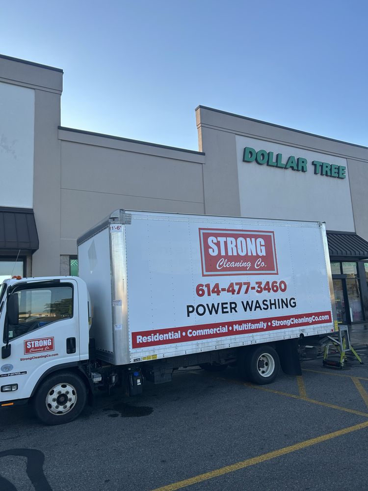 Shopping Center Pressure washing Columbus & Hillard Ohio Strong Cleaning Co