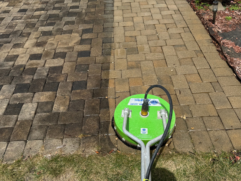 Paver patio cleaning and paver sealing in Delaware, Ohio Strong cleaning co.